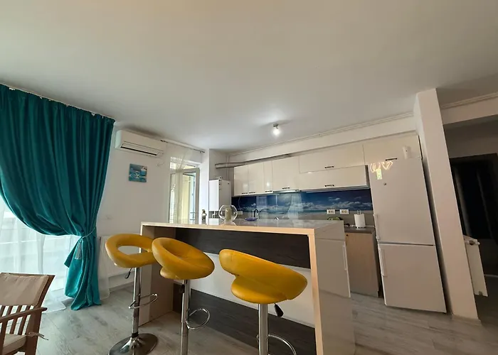 Promenada Maria Navodari